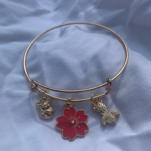 Brand New! Handmade! Adjustable Charm Bracelet - Picture 3 of 9